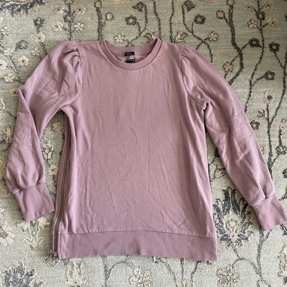 Gap maternity/nursing sweater